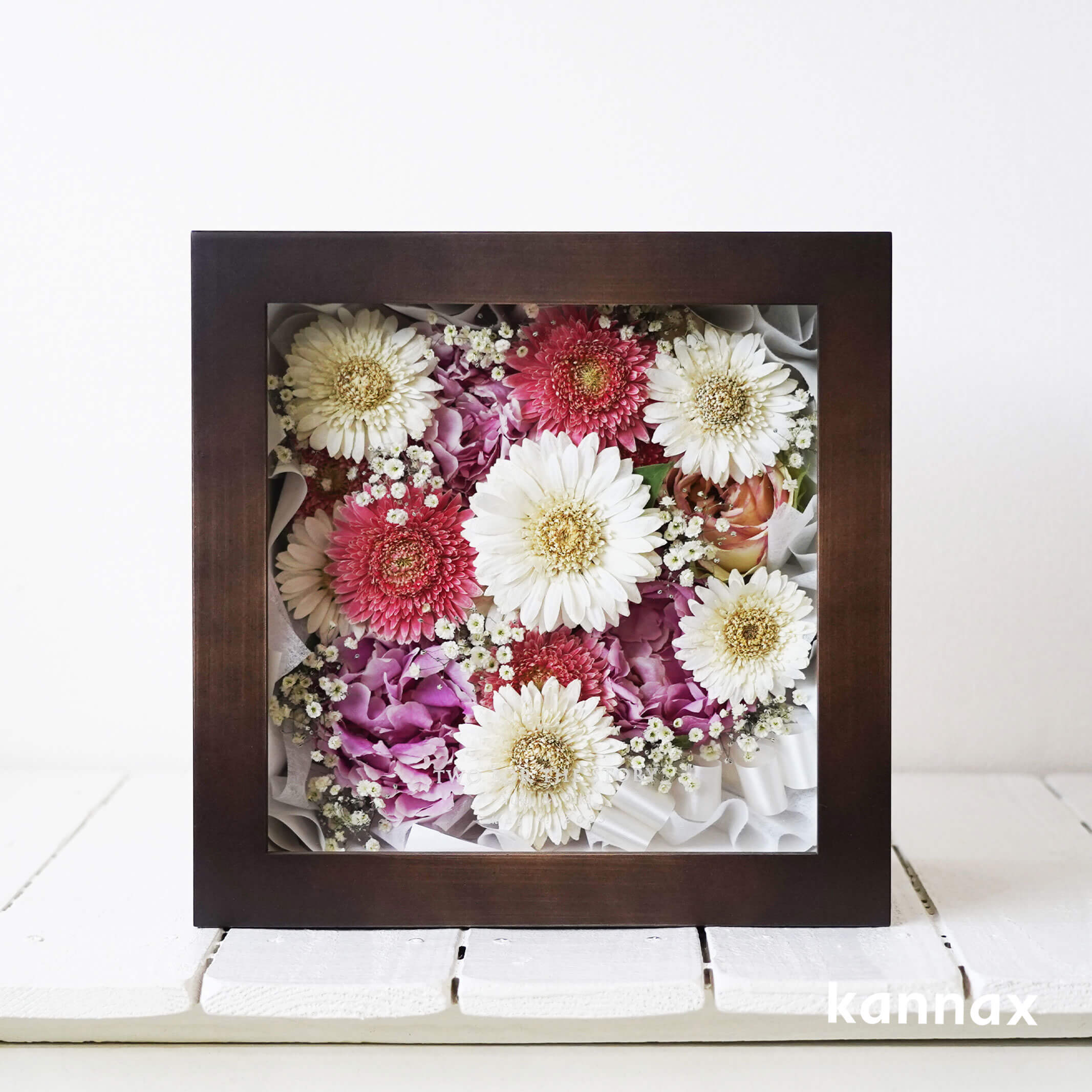 ドライフラワーのキュービックシャビーシック｜カナックス